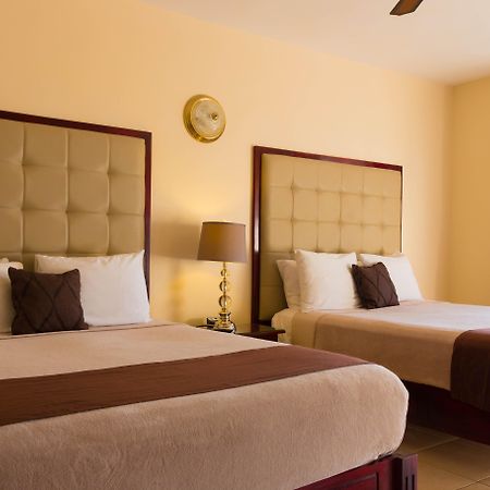 Travellers Beach Resort Negril Bagian luar foto