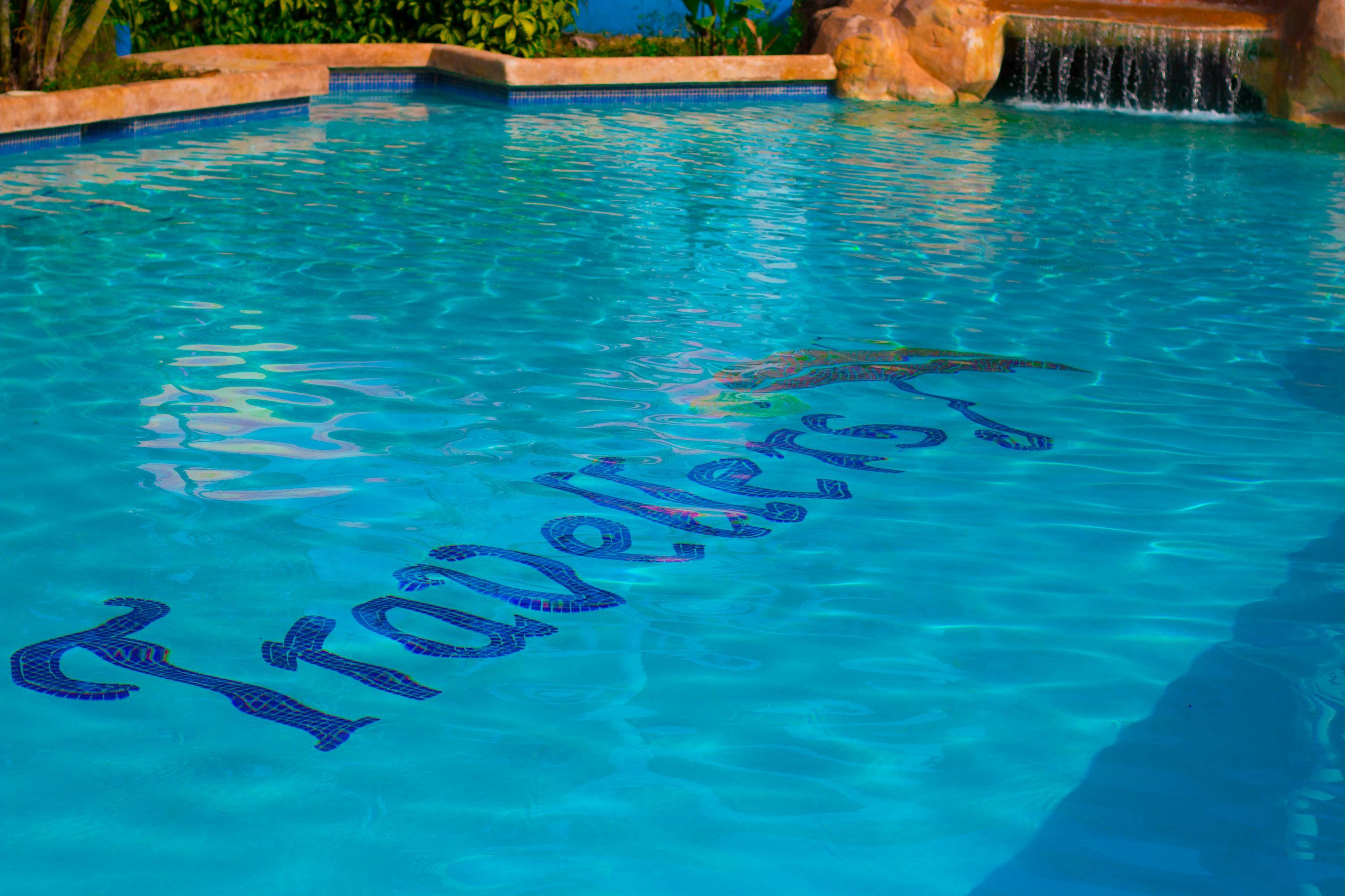 Travellers Beach Resort Negril Bagian luar foto