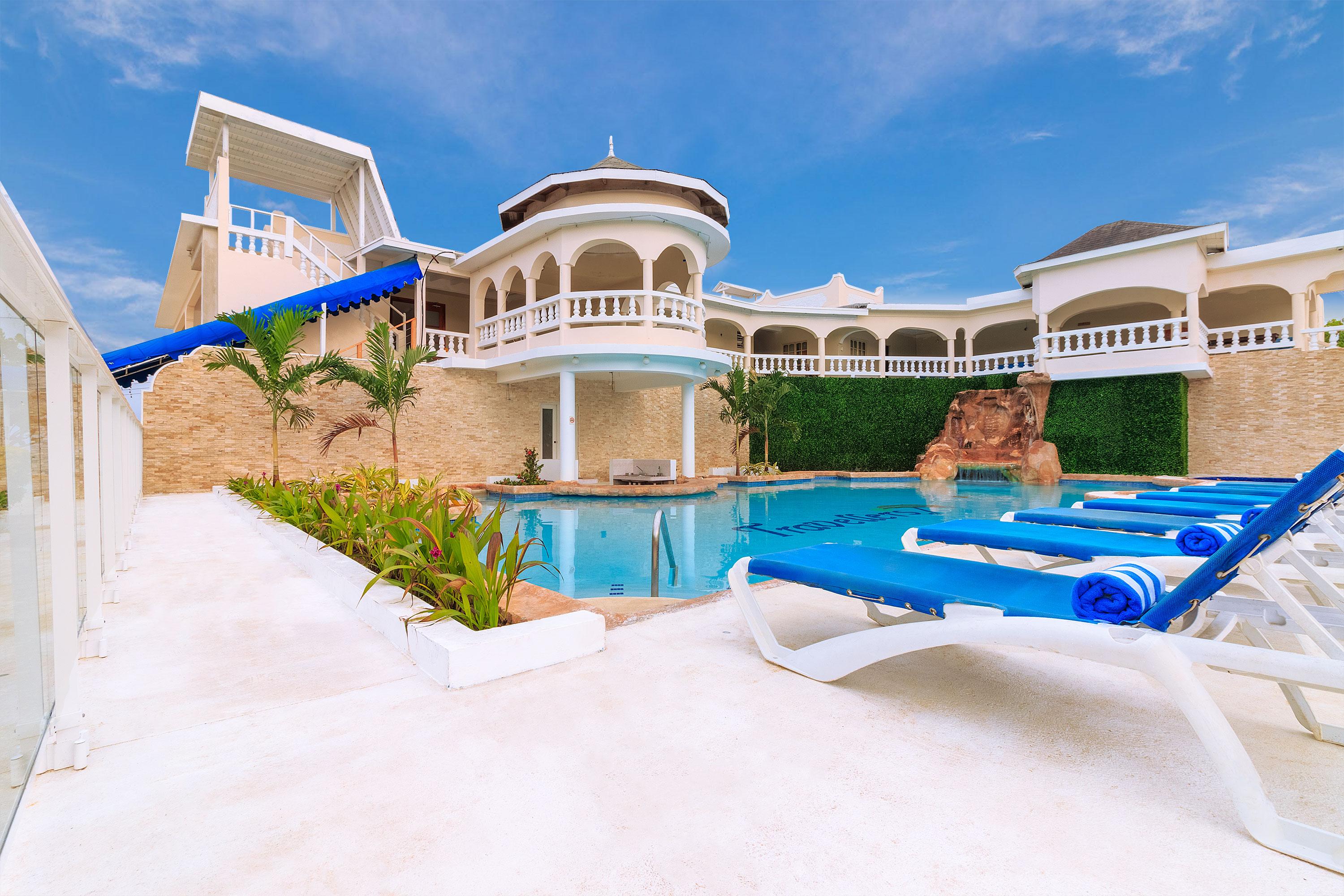 Travellers Beach Resort Negril Bagian luar foto