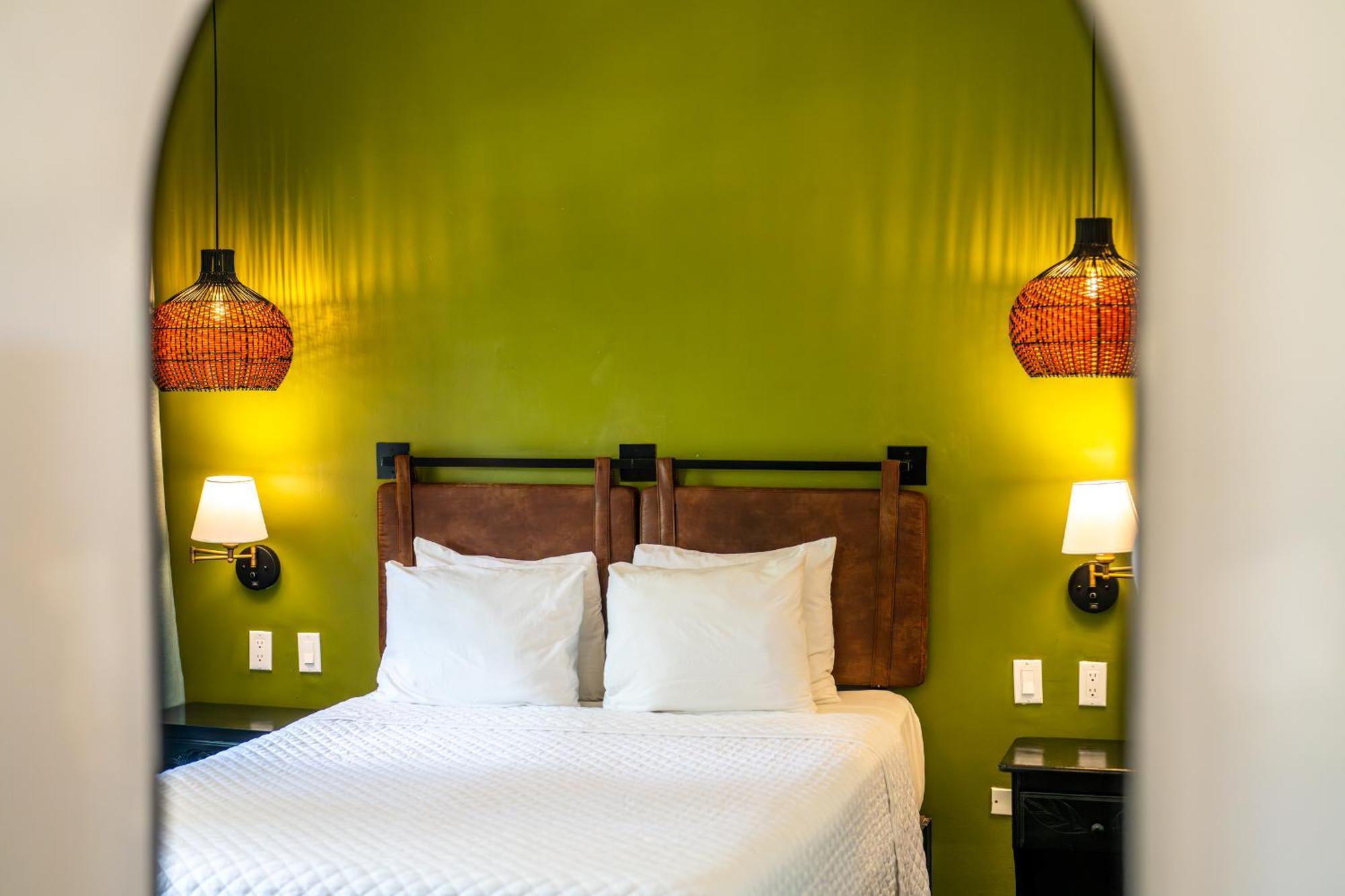 Travellers Beach Resort Negril Bagian luar foto